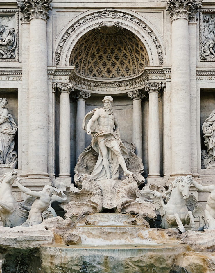 Fontana di Trevi u Rimu obložena kamenom Travertino Tivolski, materijal u ponudi firme Urban Ceramix